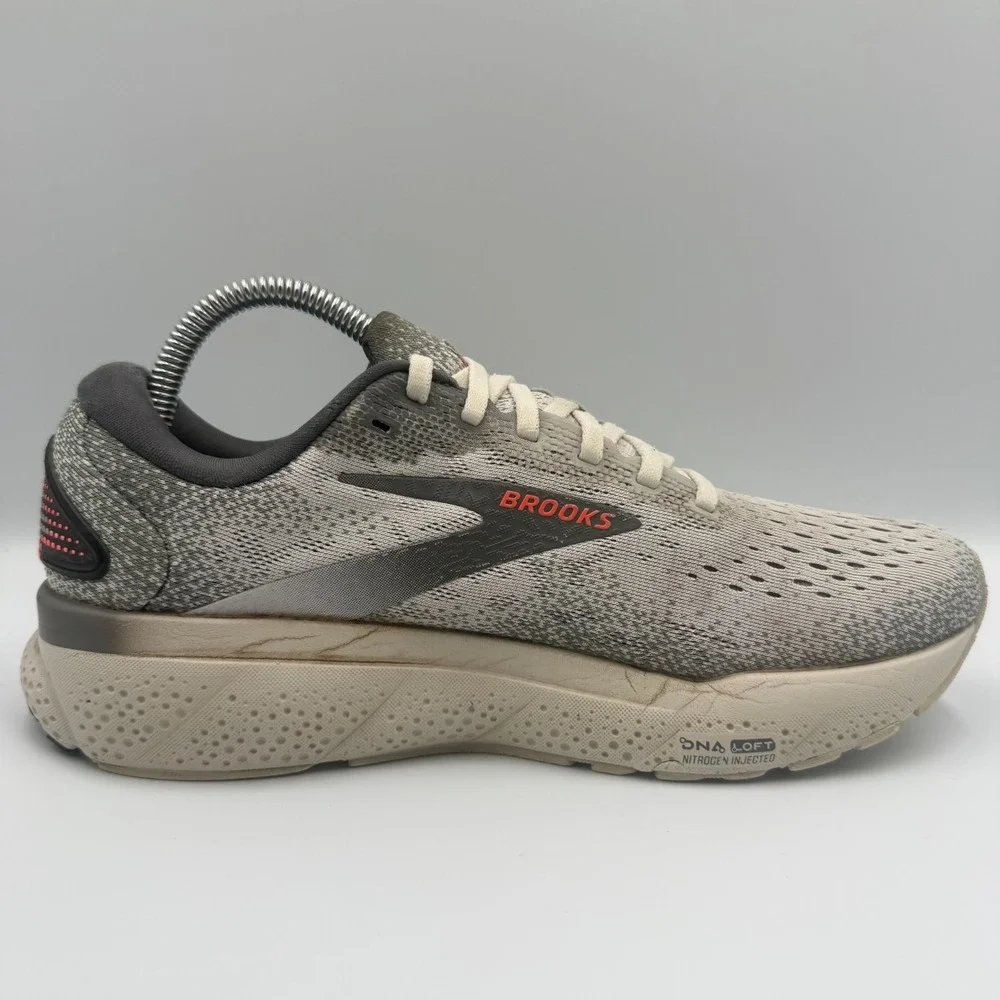 Brooks Ghost 16 White Running Shoes Women's‎ Size 8.5 Gray Sneakers 1204071B006